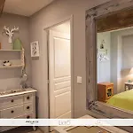 Maison Des Quatre Saisons Bed & Breakfast 4*