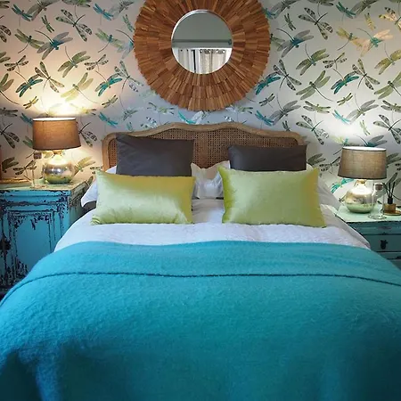 Bed & Breakfast Maison Des Quatre Saisons 4*