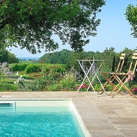 Maison Des Quatre Saisons Bed & Breakfast Les Esseintes