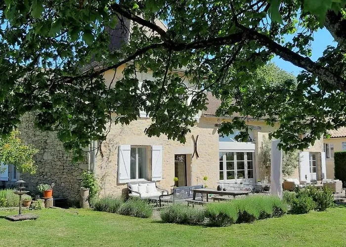 住宿加早餐酒店 Maison Des Quatre Saisons Les Esseintes