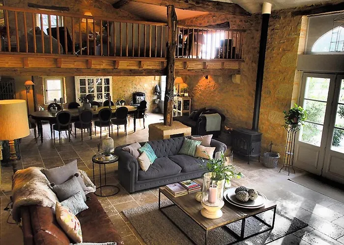 Maison Des Quatre Saisons Les Esseintes