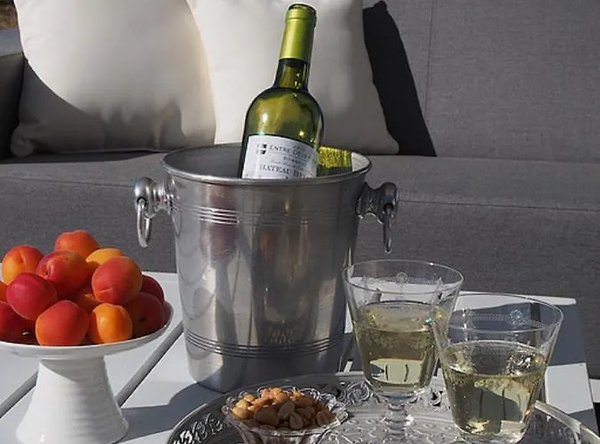 Nocleg ze śniadaniem Maison Des Quatre Saisons 4*